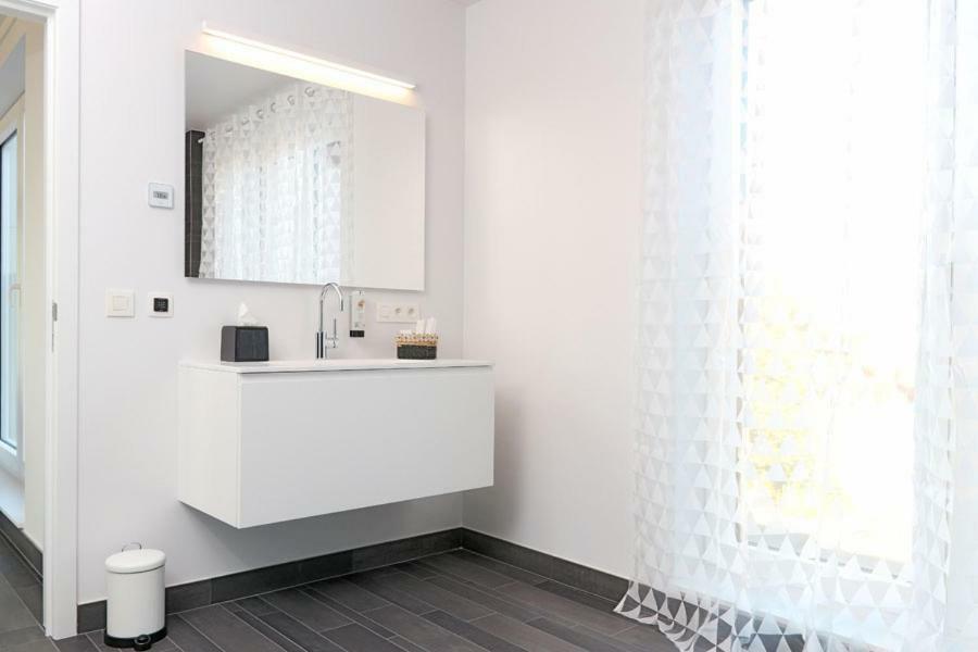 B2b Luxury Services Included Apartment