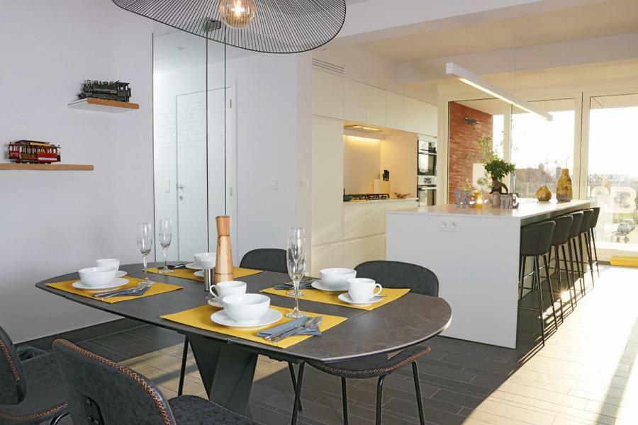Apartment B2b Luxury Services Included